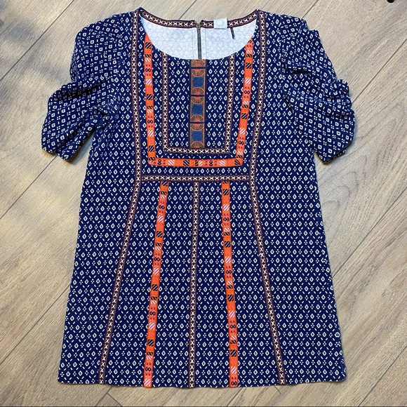 ANTHROPOLOGIE Akemi + Kin embroidered Seva tunic top M - Picture 2 of 11